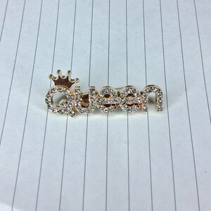 Queen Brooch